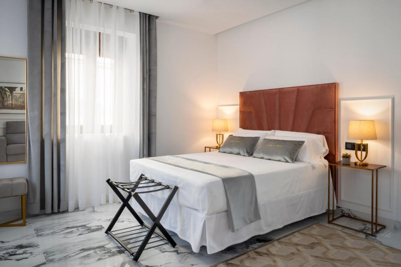 Quivir Apartamentos Deluxe Casa Del Arco Andújar Esterno foto